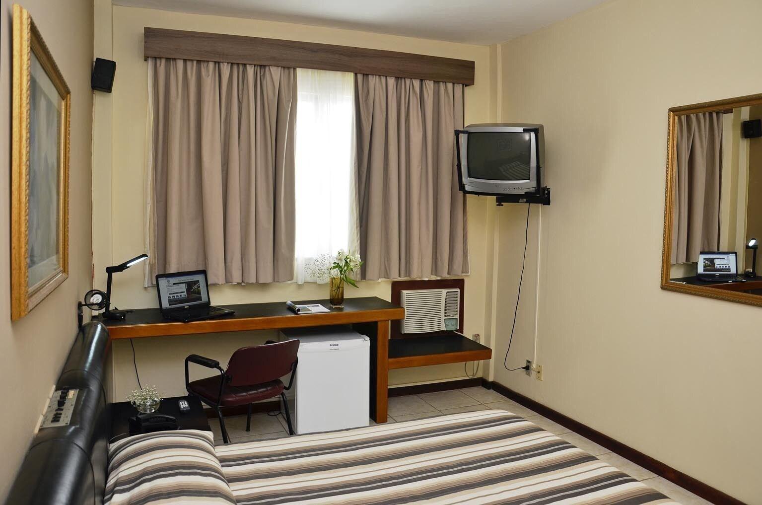 Castel Plaza Hotel Resende Eksteriør bilde